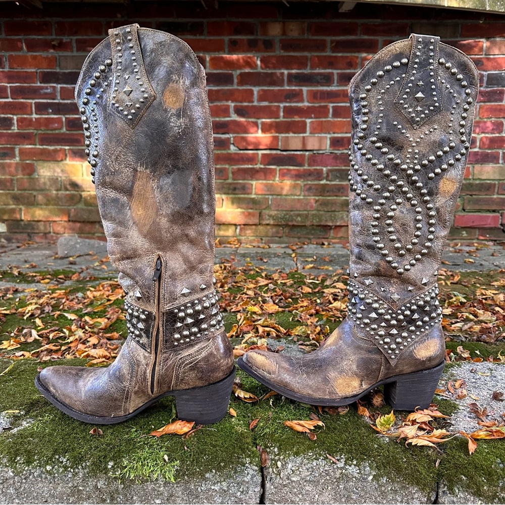 Old Gringo Brown Studded Leather Western Heeled Boots - Picture 2 of 13